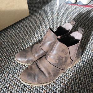 Brown Rocket Dog Booties